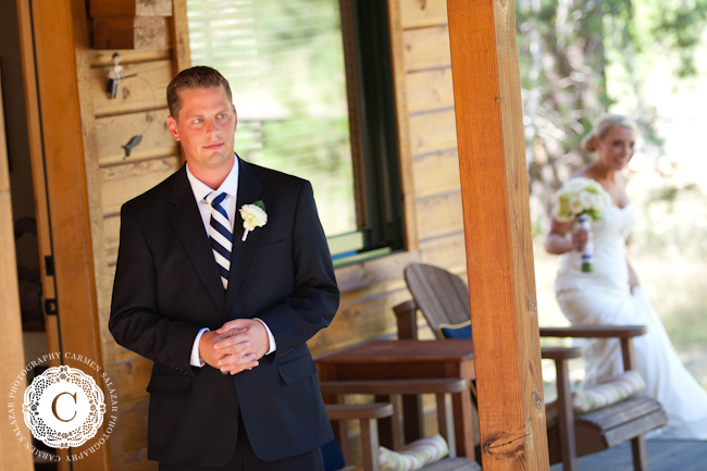 Tahoe wedding photographer captures first look