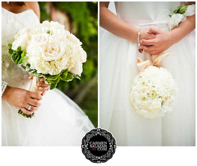 Elegant floral wedding detail photo