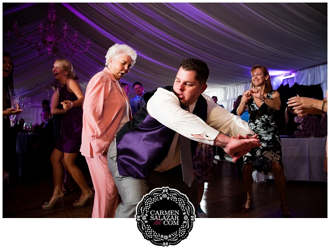Hilarious wedding dancing photos