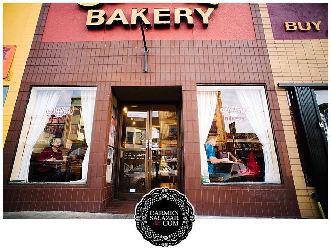 cute SF cafe engagement pictures