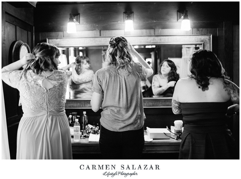 Outdoor-Art-Club-Wedding- bridesmaids getting ready photo in black and white