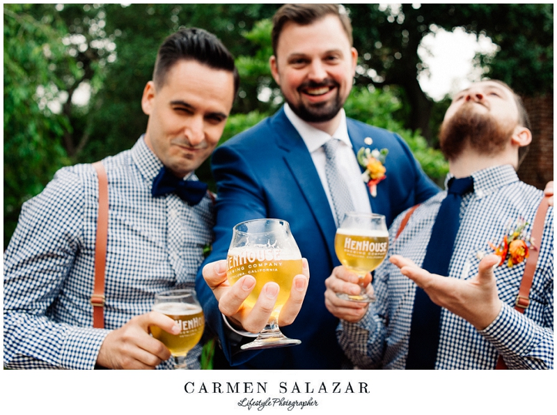 Outdoor-Art-Club-Wedding- fun groomsmen photo with beer