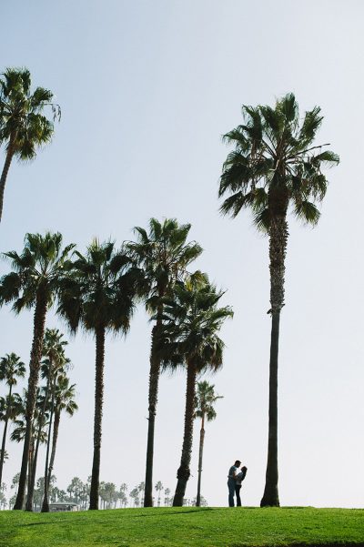 Sunny Venice Beach Engagement sessino