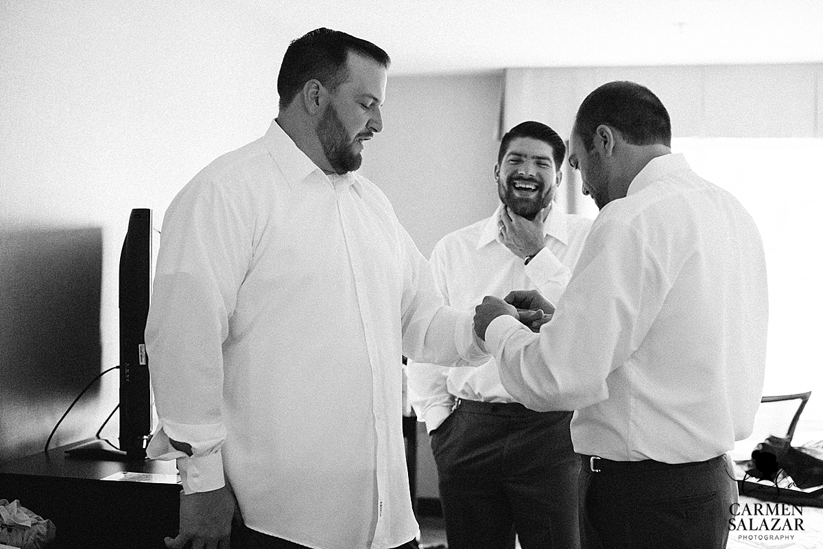 Sentimental groomsmen getting ready - Carmen Salazar