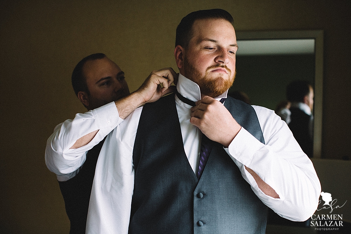 Emotional groom getting ready - Carmen Salazar