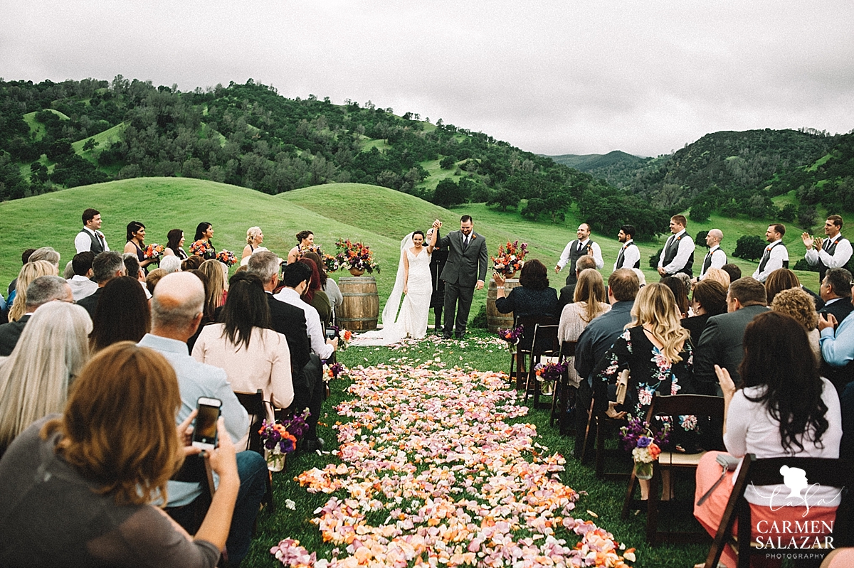 Floral wedding aisle inspiration - Carmen Salazar