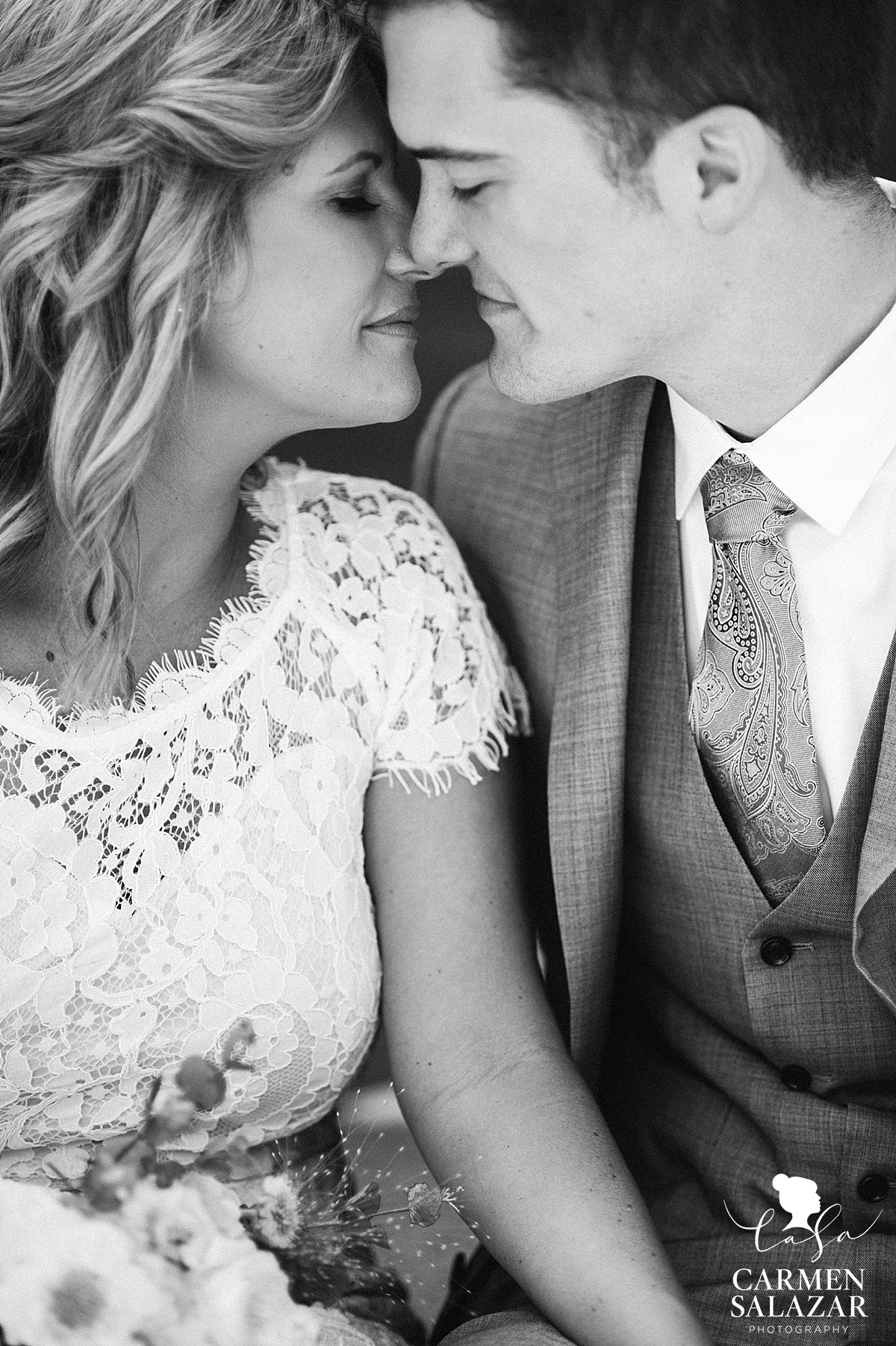 Romantic black and white wedding portraits- Carmen Salazar