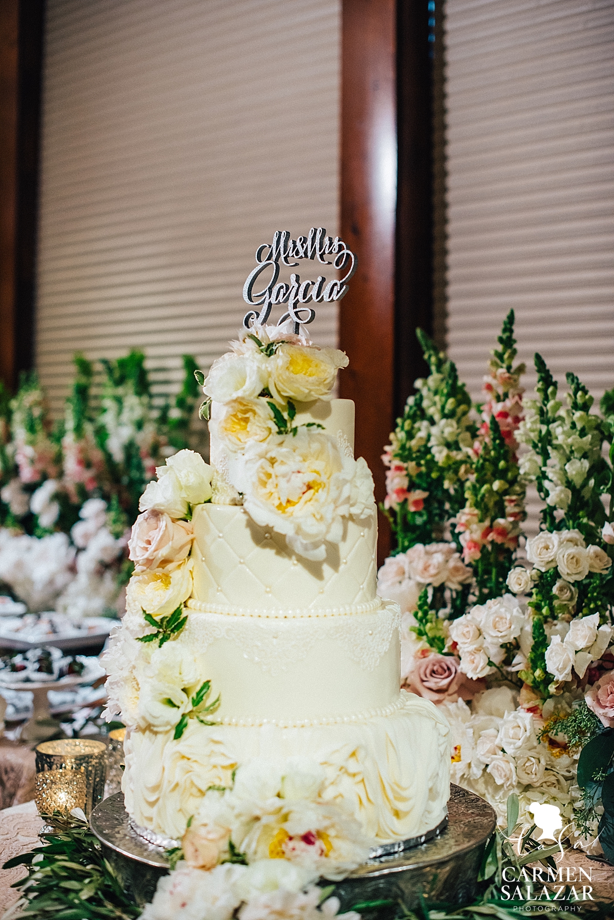 Gorgeous floral accent cake at Wine & Roses reception - Carmen Salazar