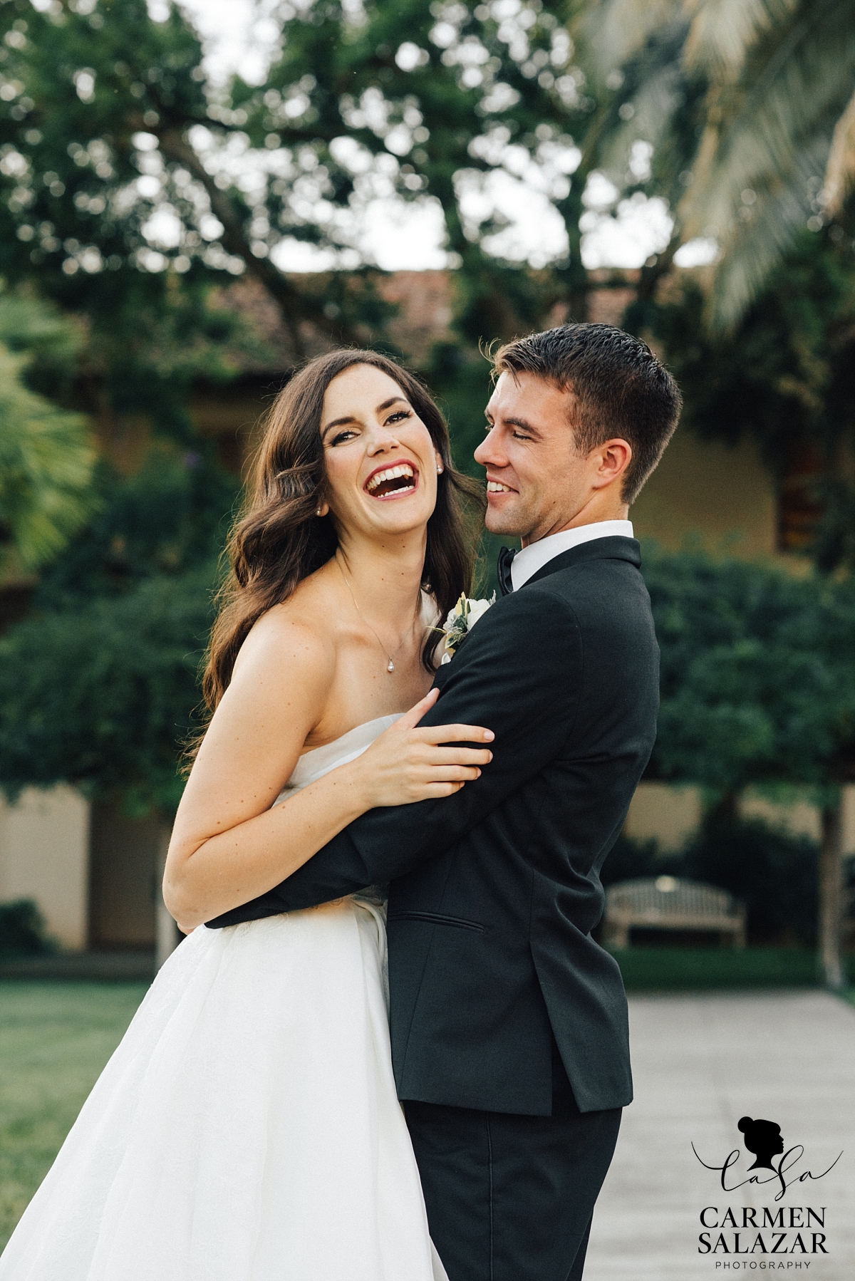 Playful outdoor Mission wedding photography - Carmen Salazar