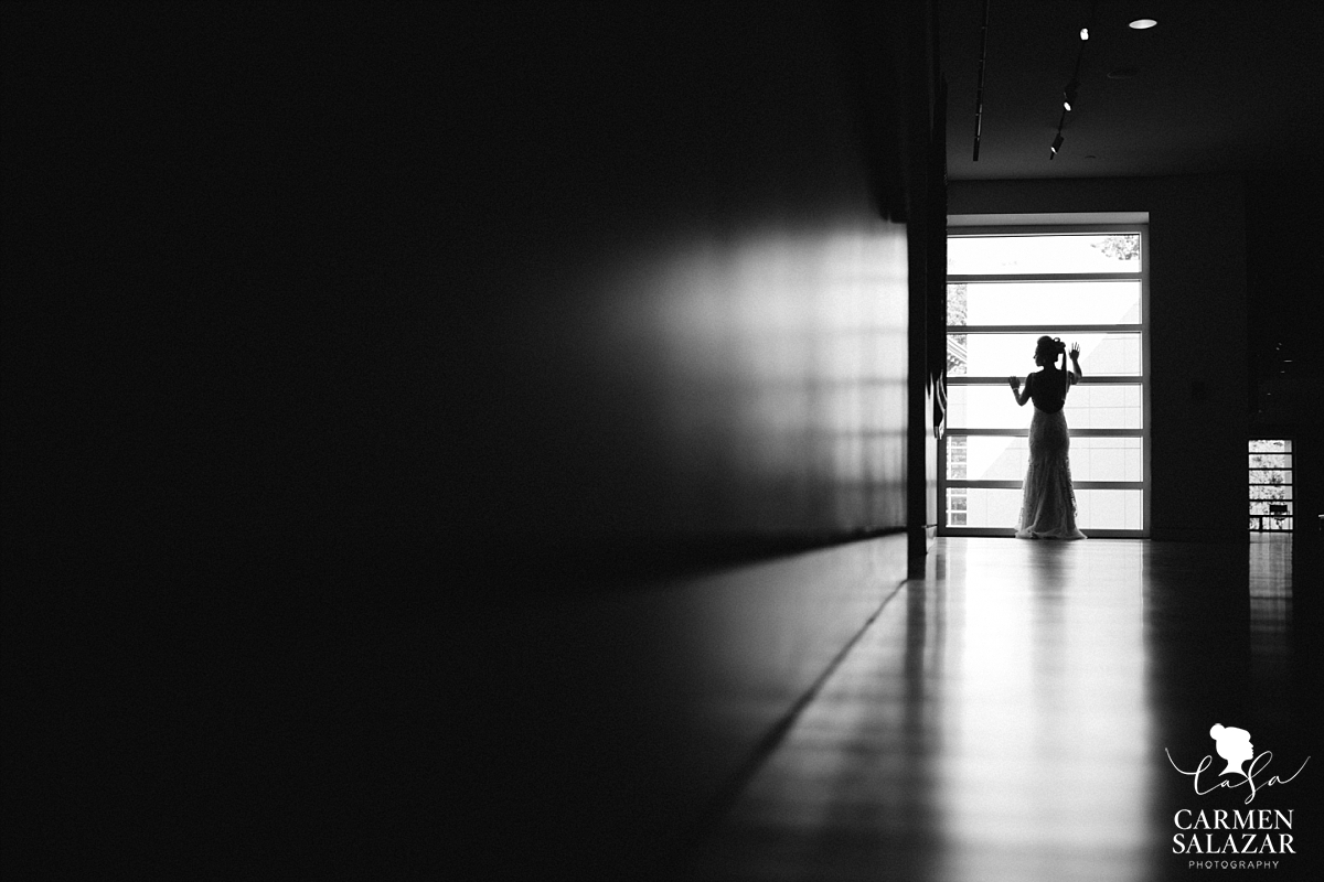 Dramatic bridal silhouette at Crocker Art Museum - Carmen Salazar 