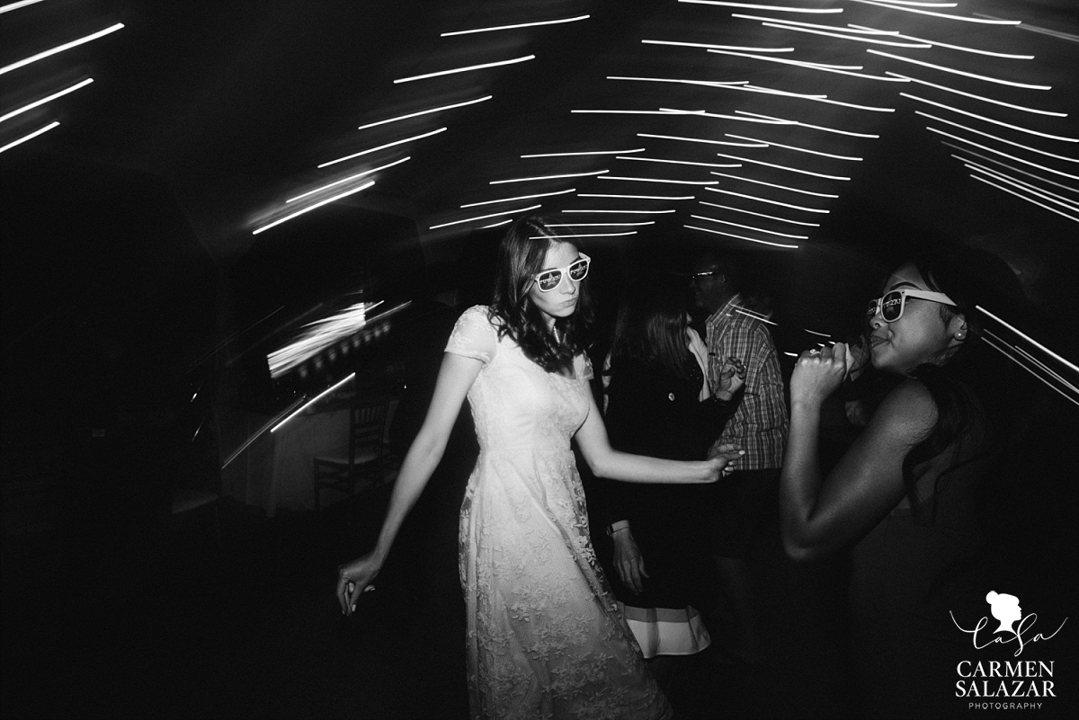 Fun black and white wedding dance floor photography - Carmen Salazar