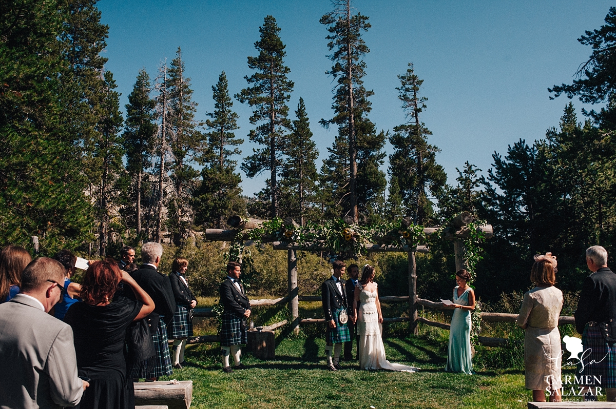 Vintage Scottish wedding ceremony - Carmen Salazar