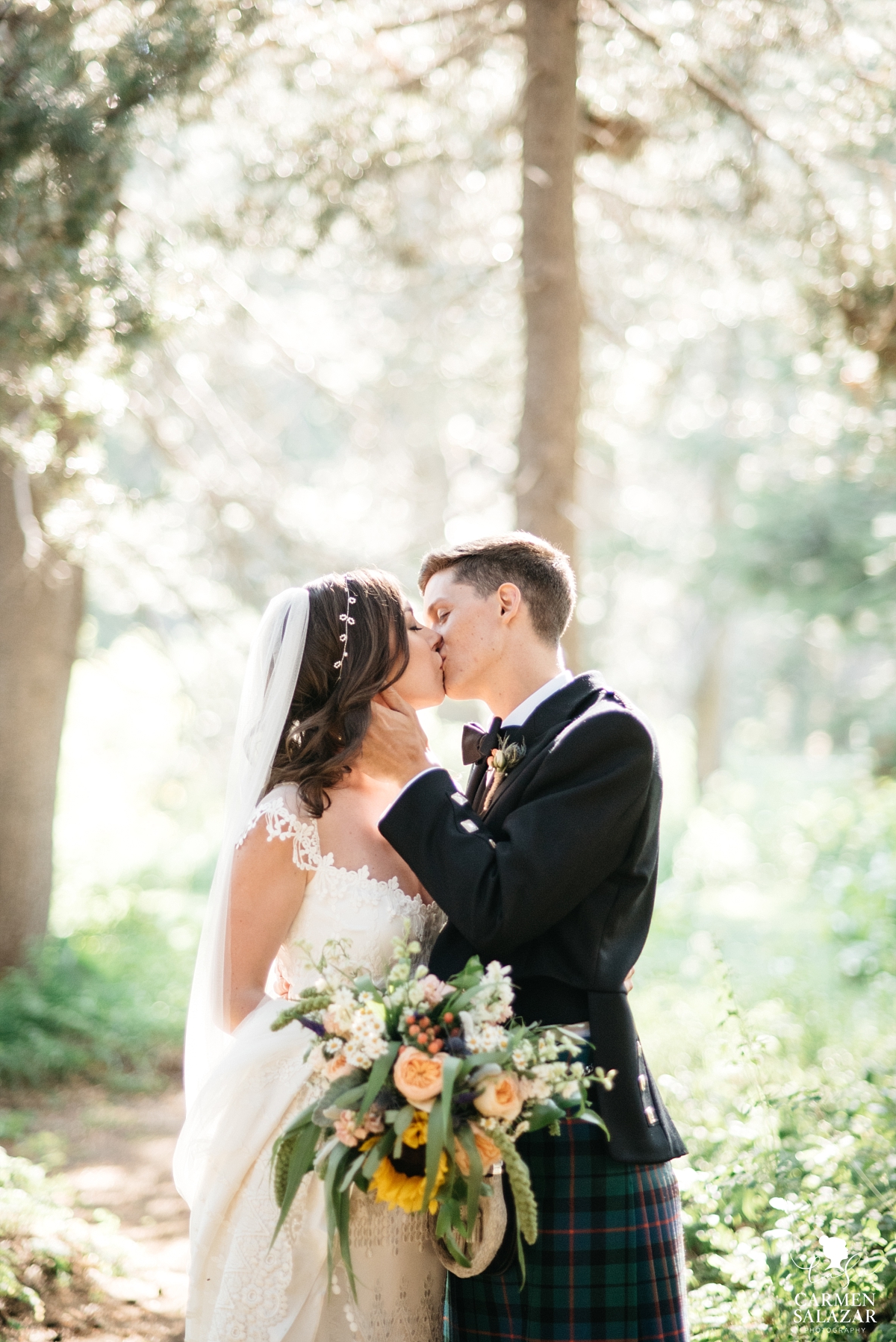 Romantic vintage wedding portraits - Carmen Salazar