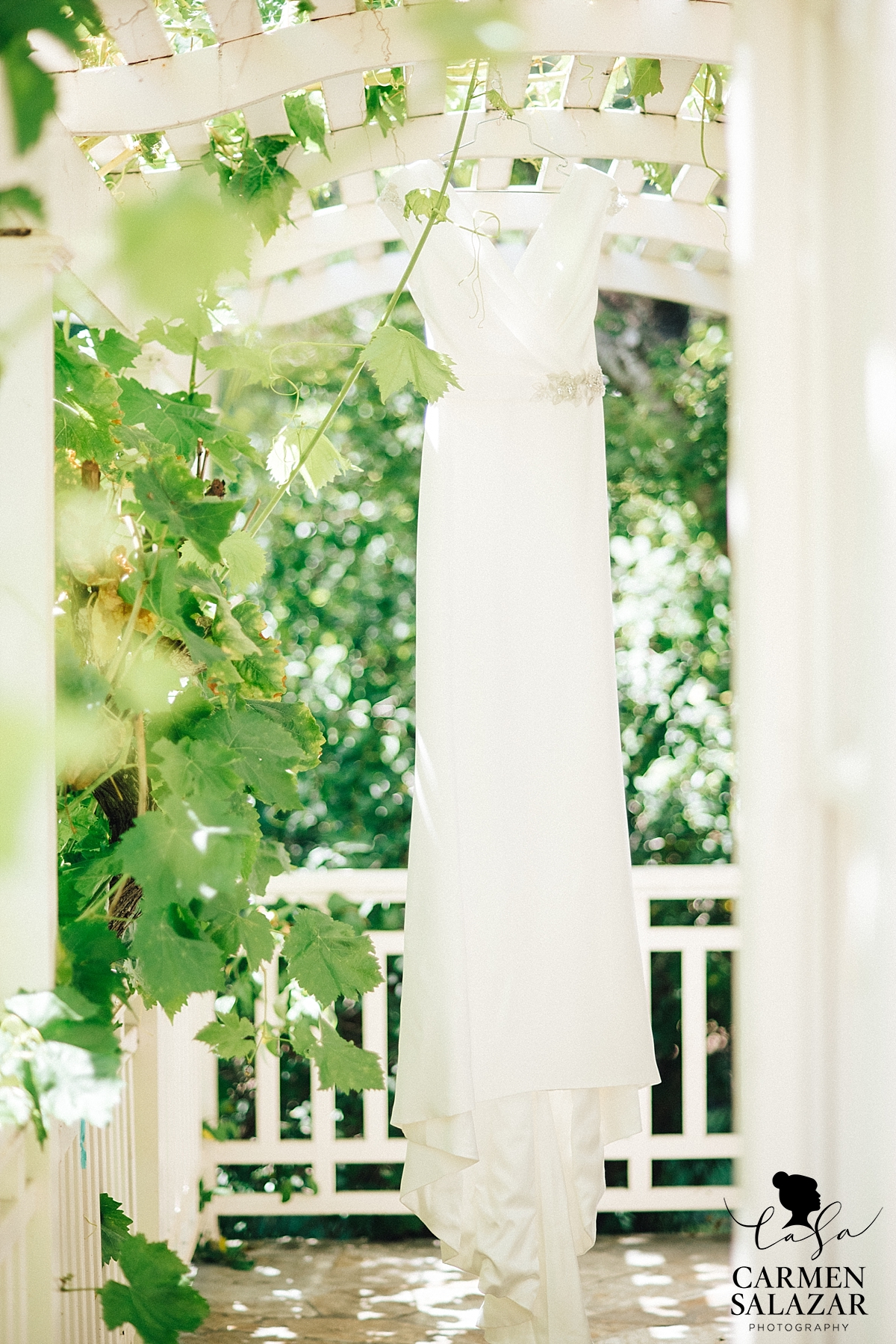 Stunning modern SF boutique white wedding gown - Carmen Salazar