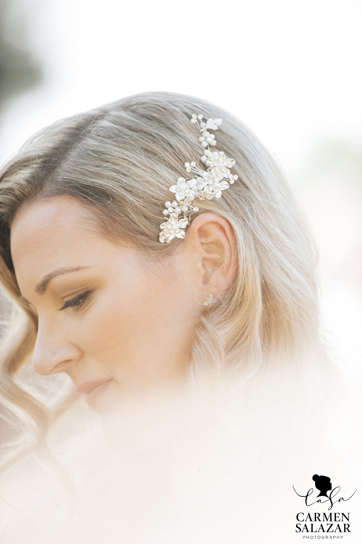 Sun-kissed bridal beauty photography - Carmen Salazar