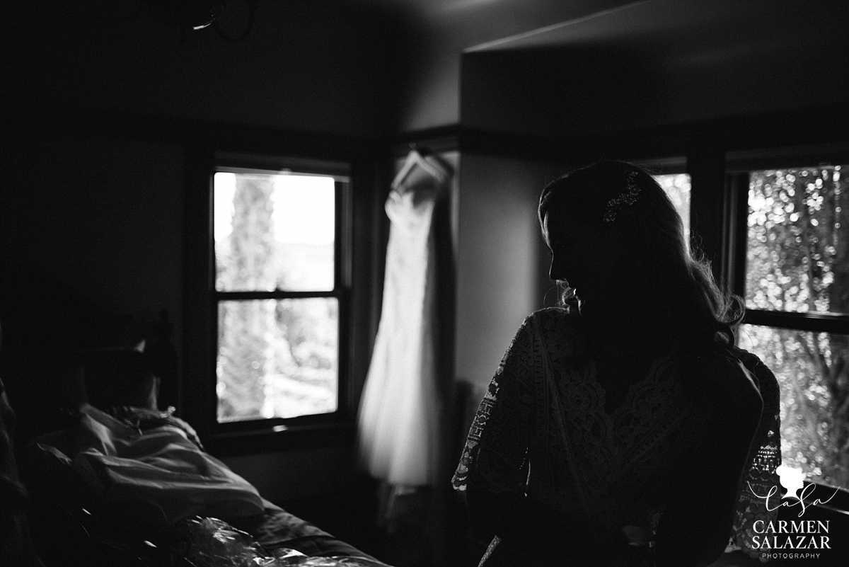 Bride getting ready at Scribner Bend Vineyards - Carmen Salazar