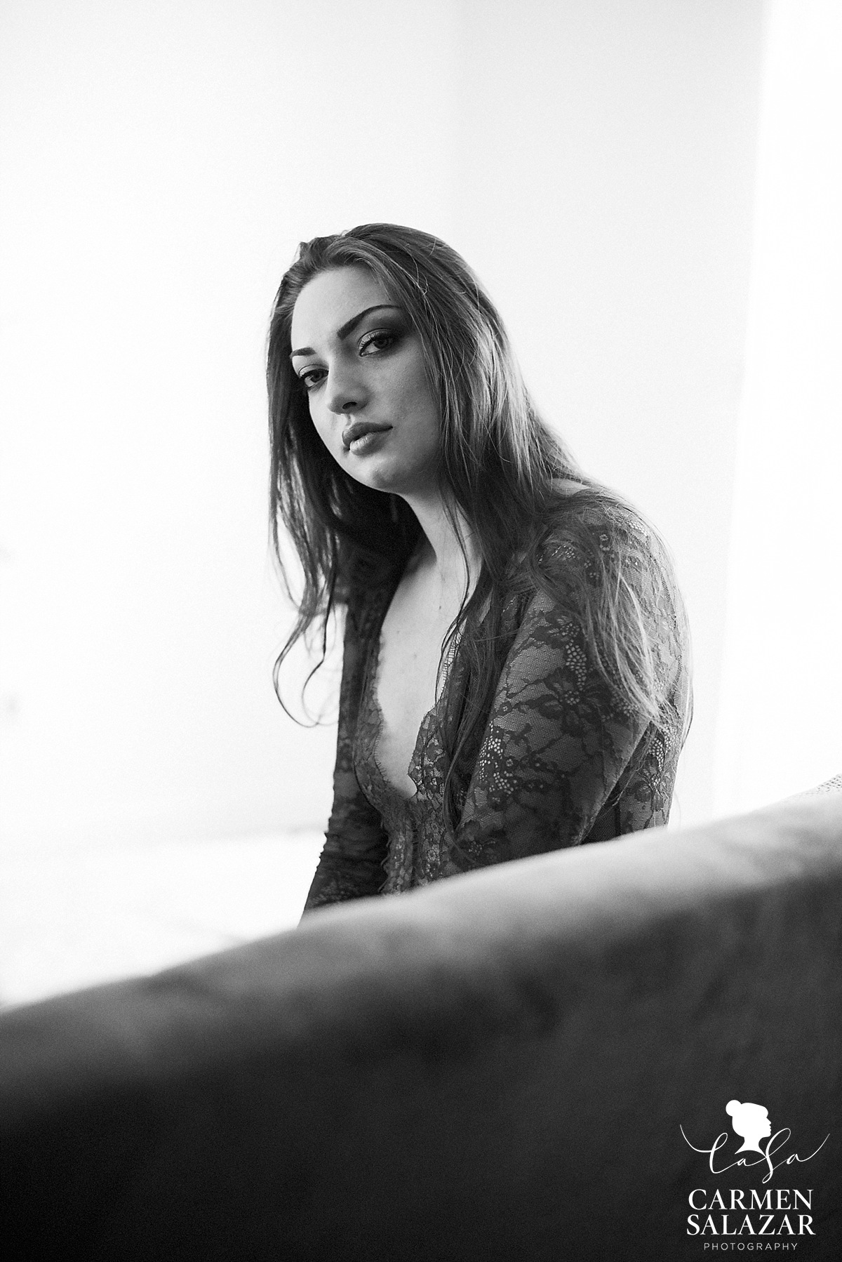 Sexy black and white lace boudoir - Carmen Salazar