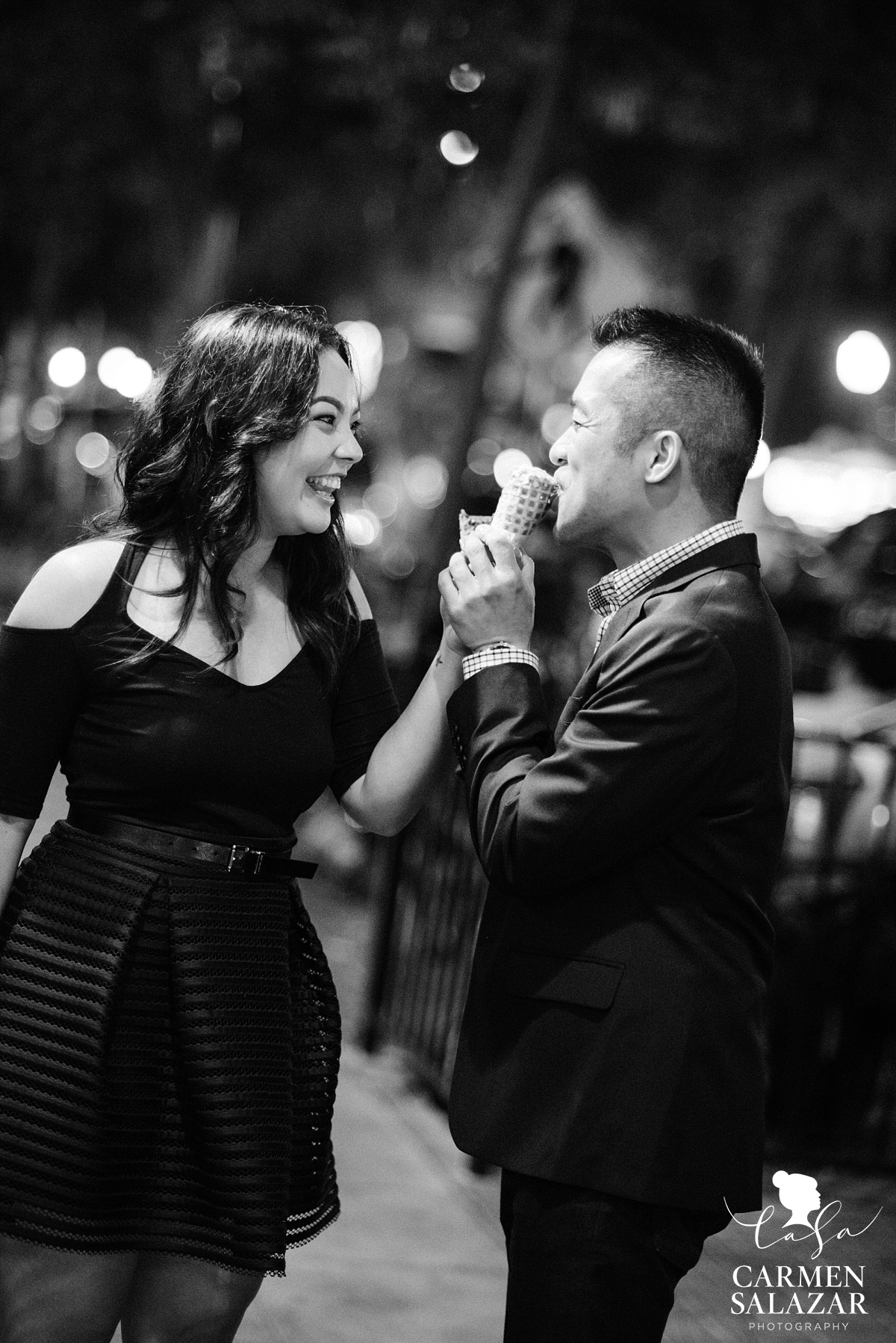 Fun and playful engagement photography ideas - Carmen Salazar