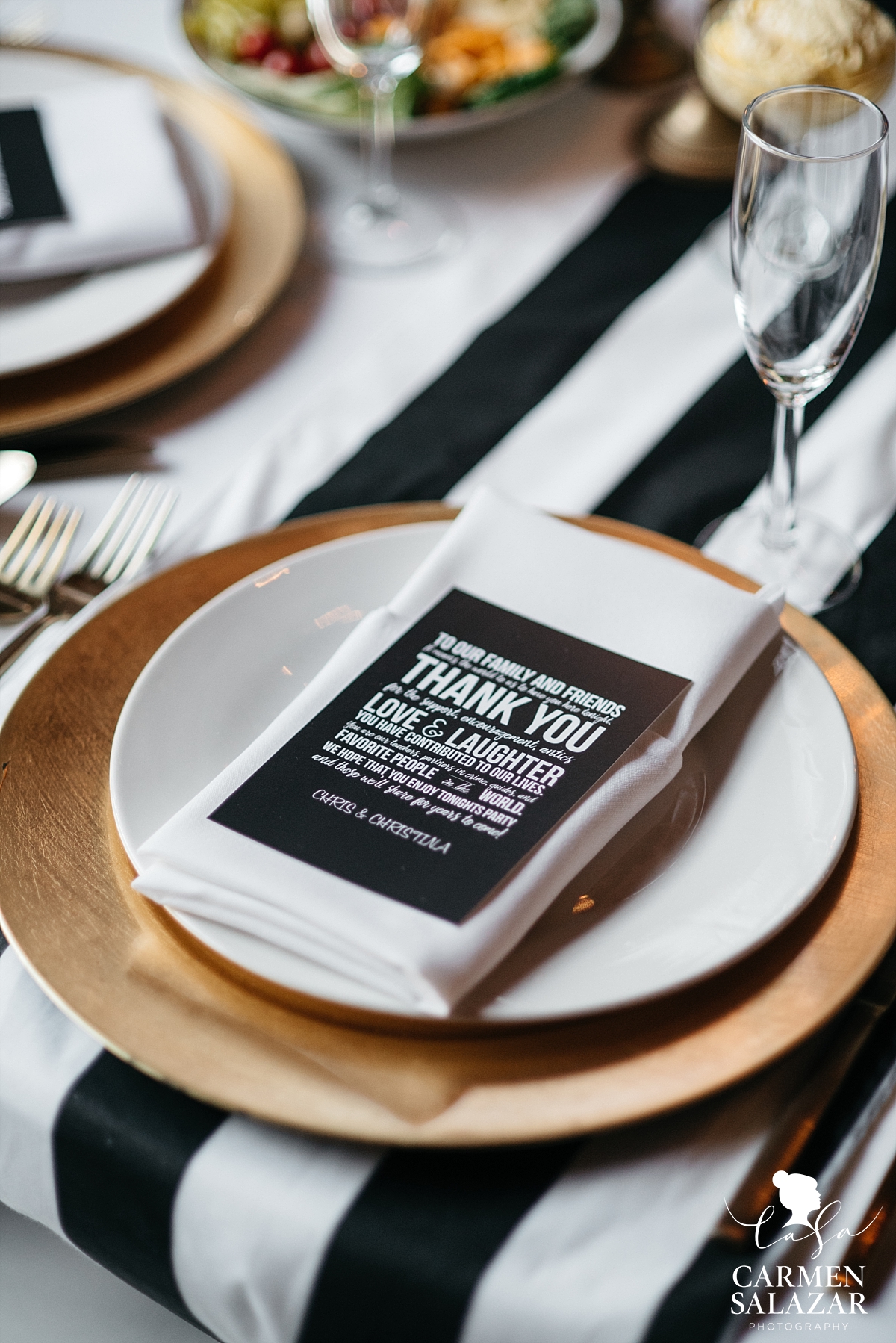 Cute black and white reception details with La Tavola linens - Carmen Salazar