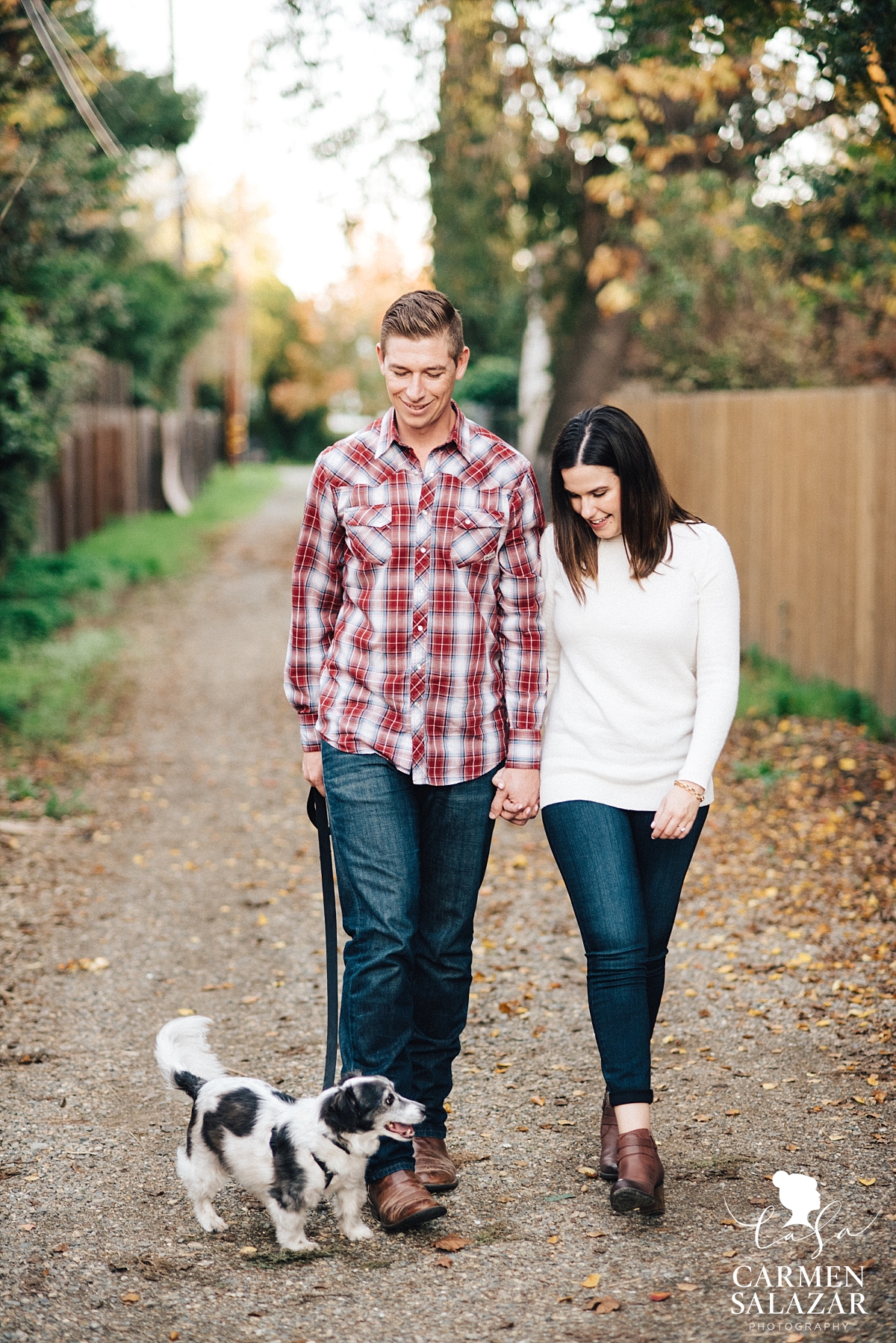 Fall Sacramento engagement session with puppy - Carmen Salazar