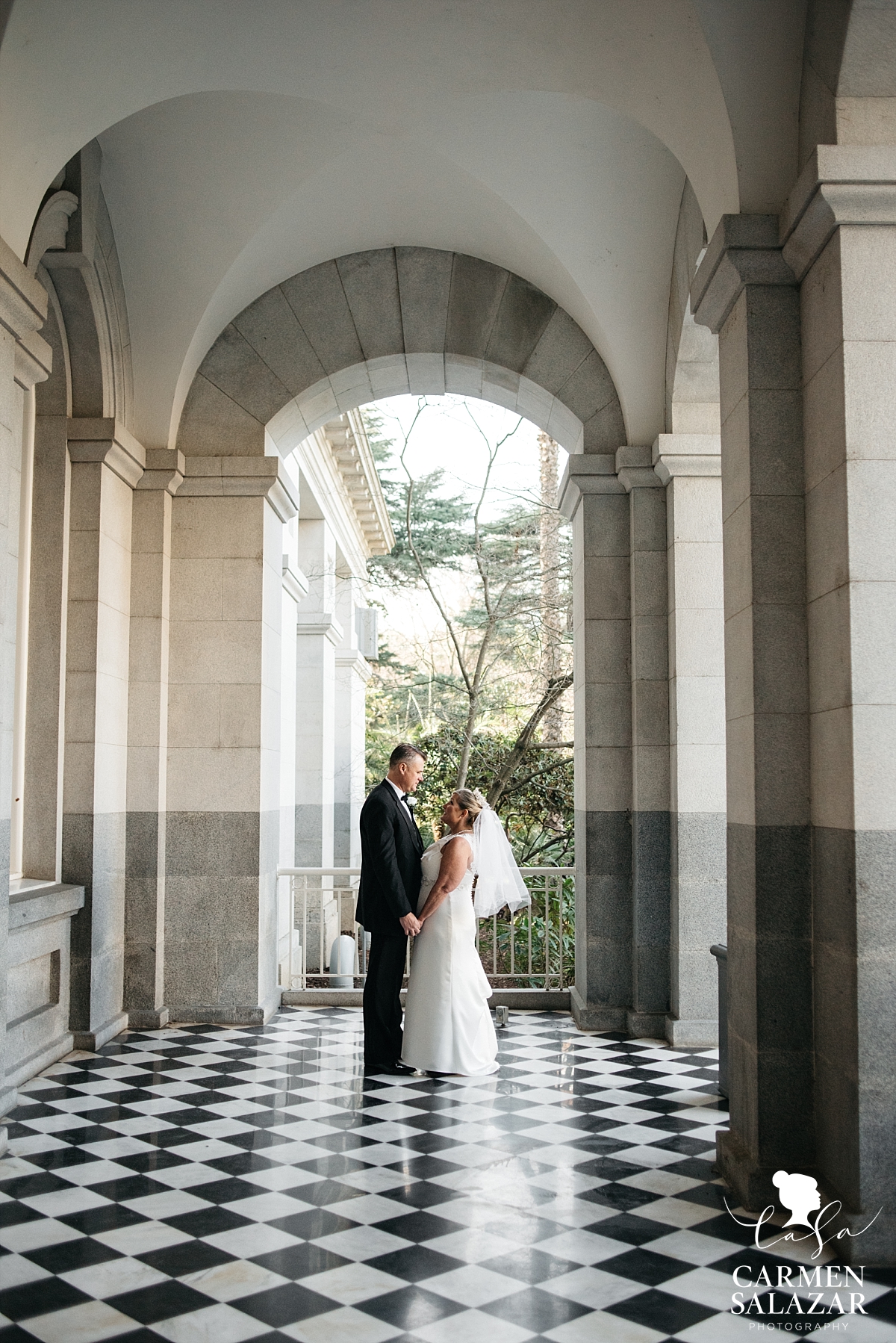 State Capitol bride and groom portraits - Carmen Salazar