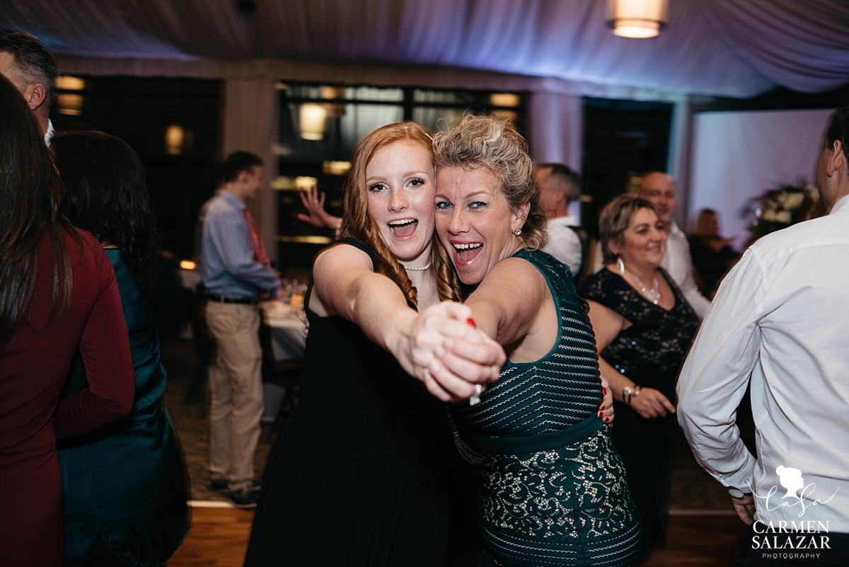 Daughter of the bride dancing at Citizen Hotel - Carmen Salazar