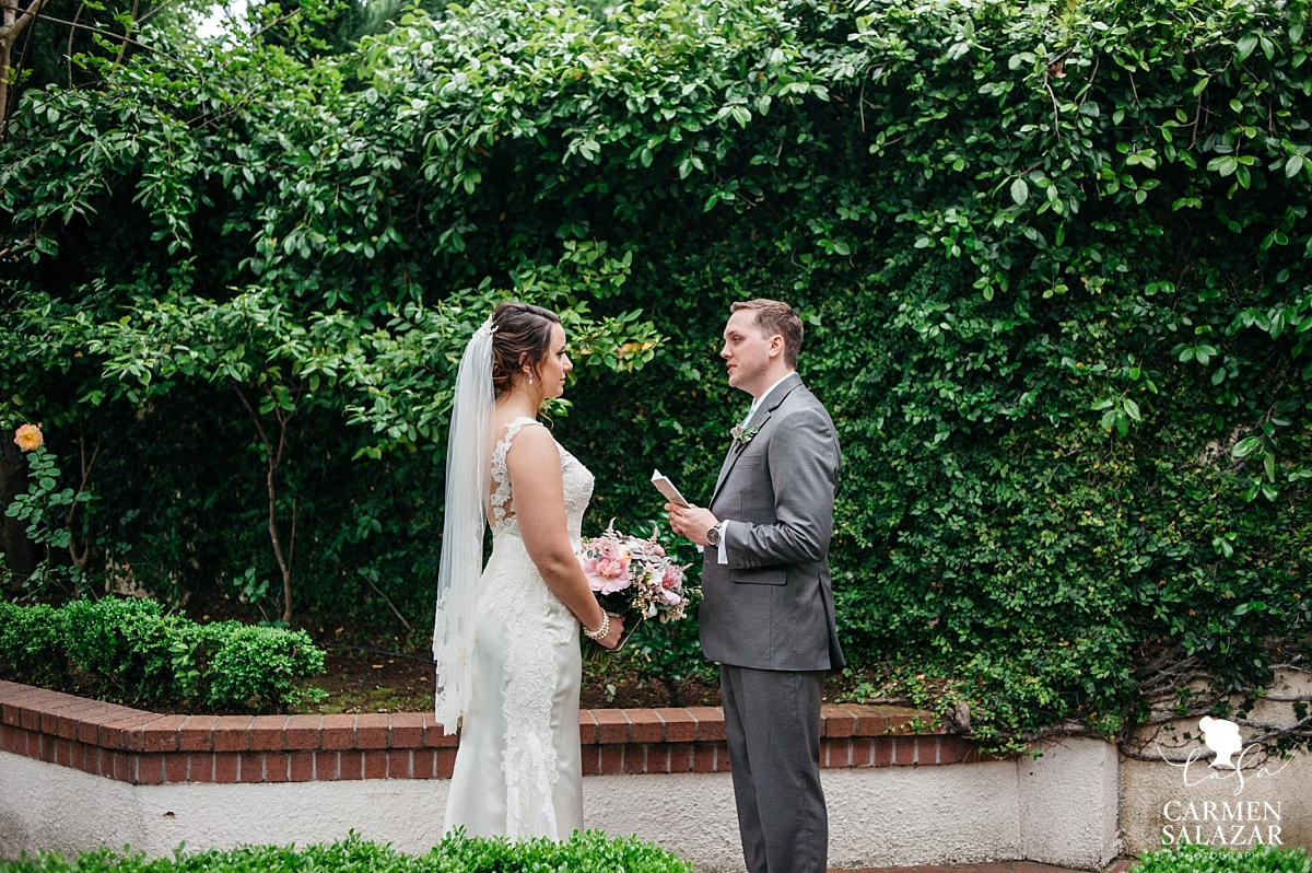 Outdoor vow reading at Vizcaya - Carmen Salazar