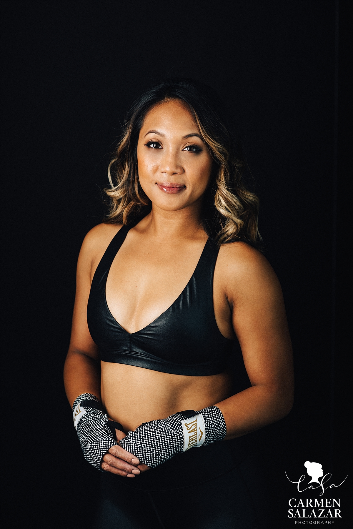 Bright and moody fitness headshots - Carmen Salazar