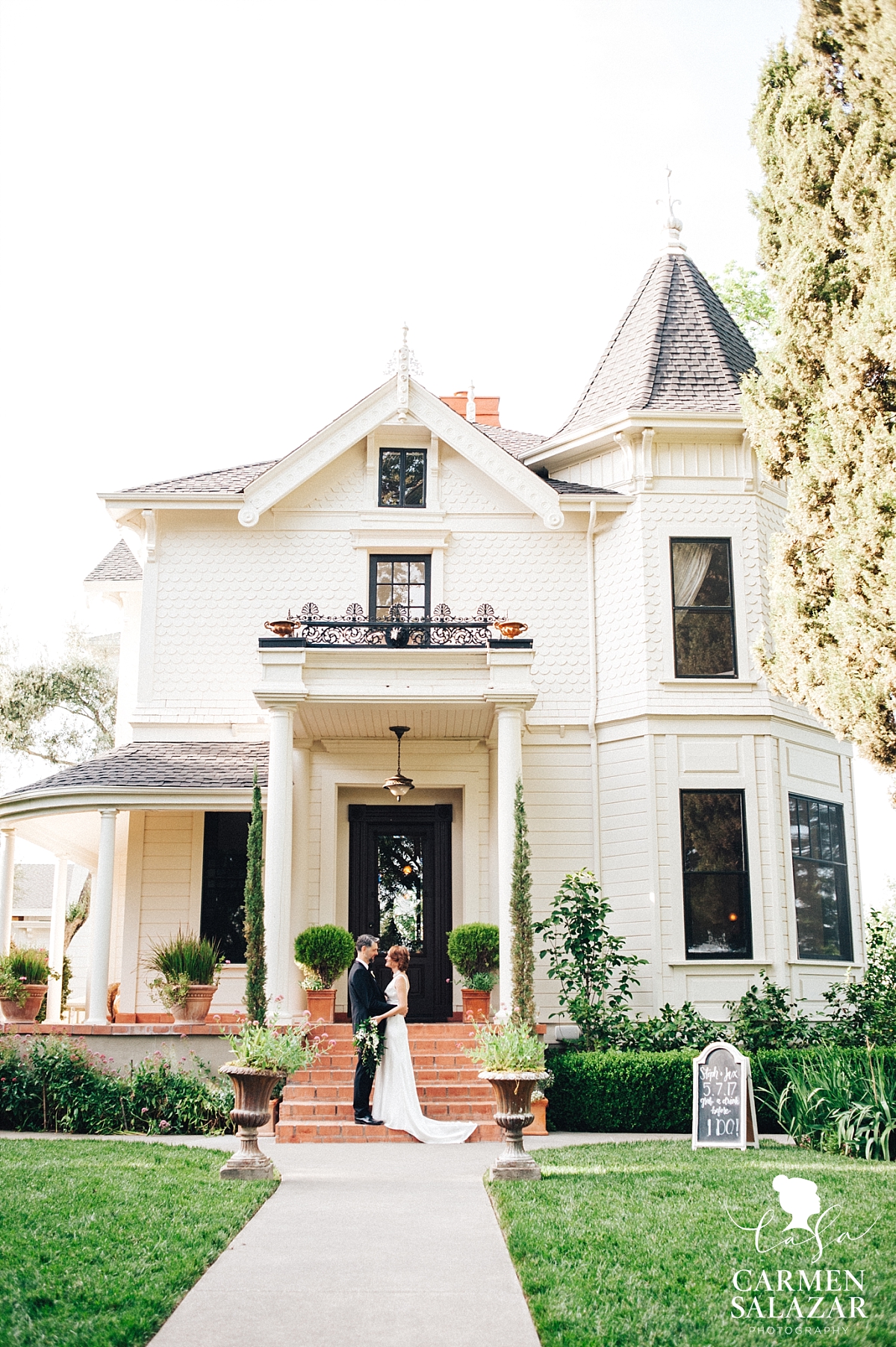 Park Winters bride and groom portraits - Carmen Salazar