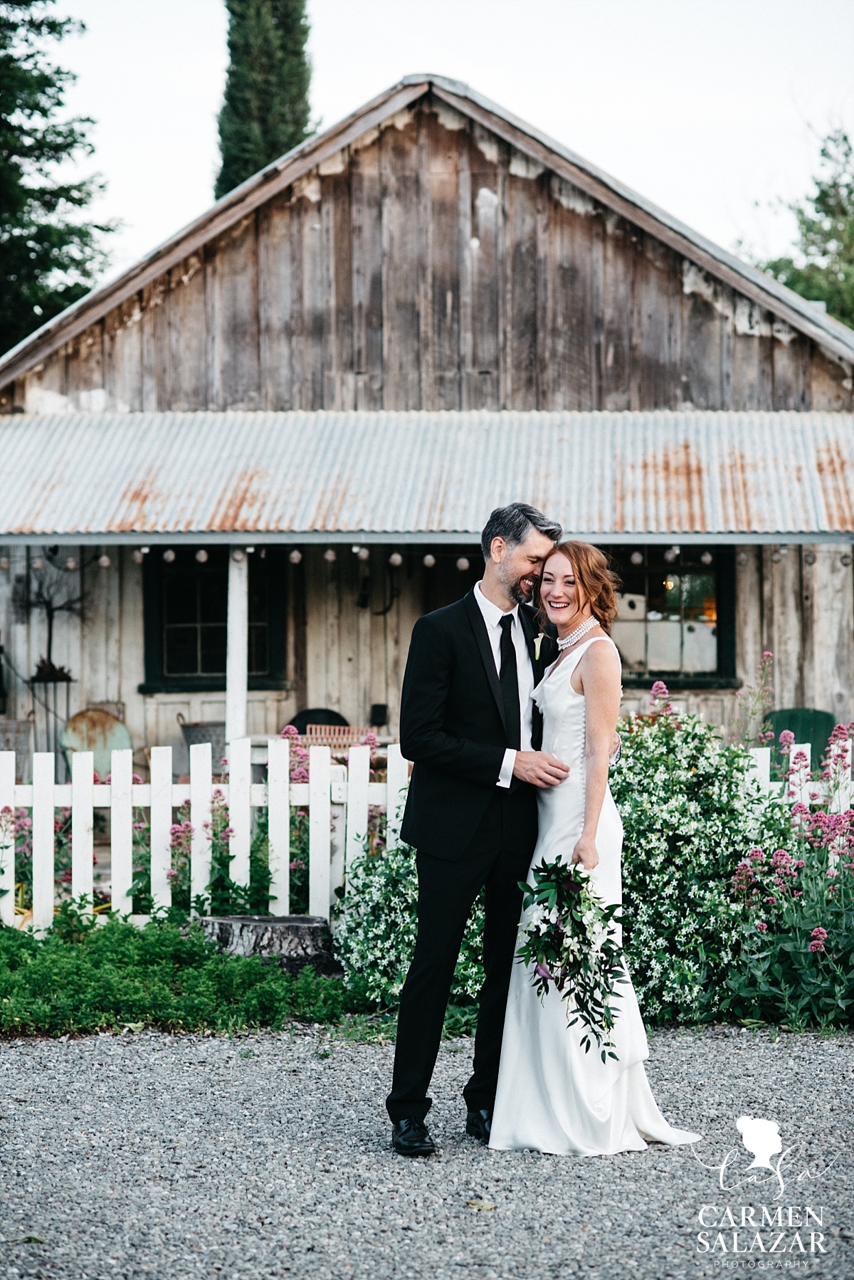 Park Winters farmhouse sunset portraits - Carmen Salazar