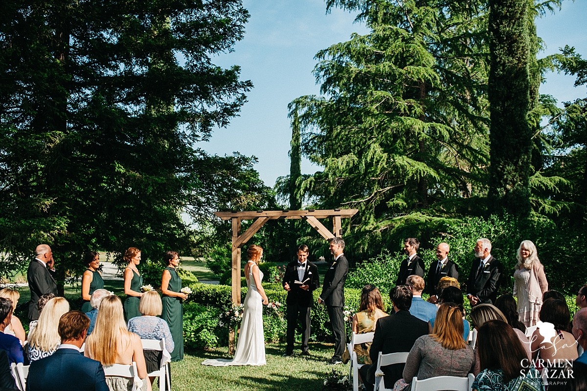 Spring Park Winters outdoor wedding ceremony - Carmen Salazar