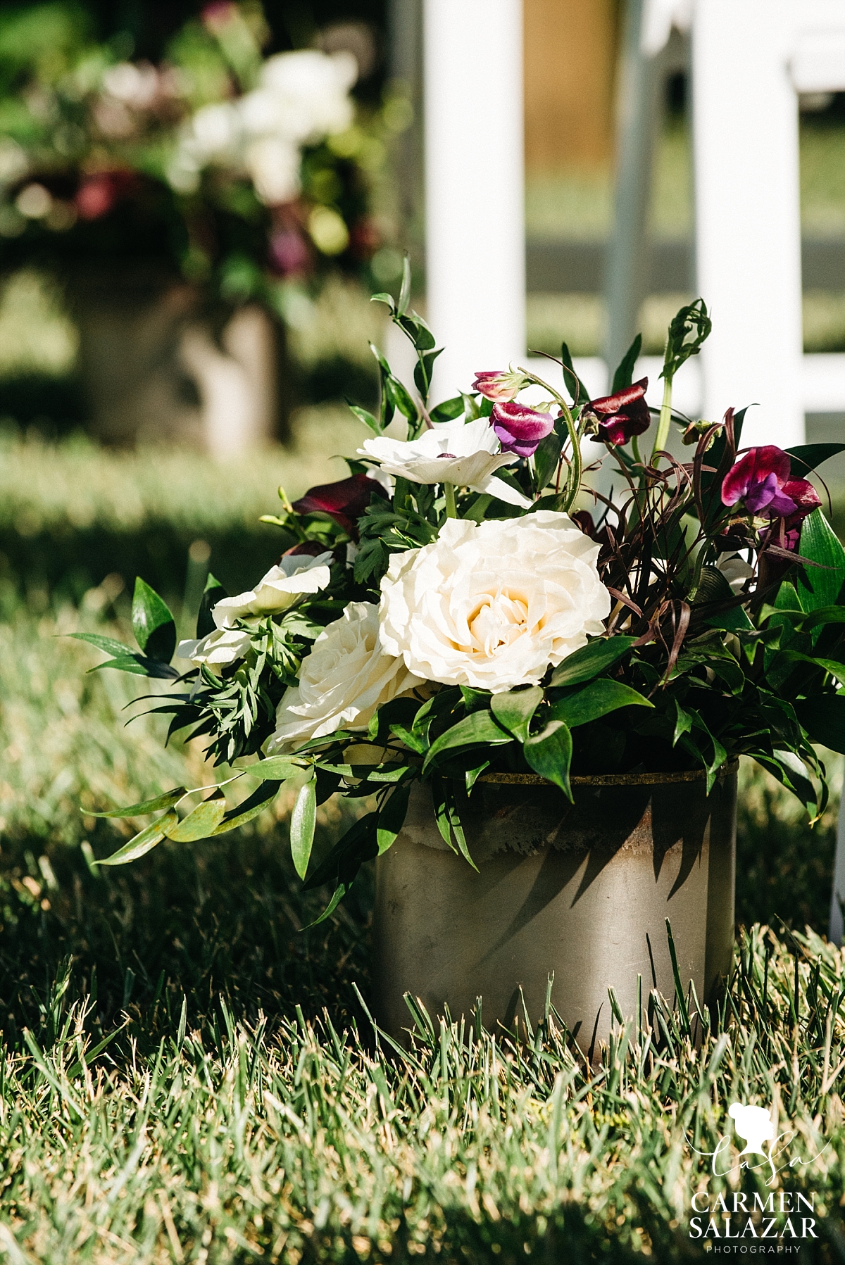 Bloomers Floral ceremony arrangements - Carmen Salazar