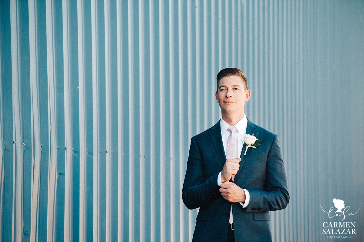 Groom eagerly awaiting the first look - Carmen Salazar 