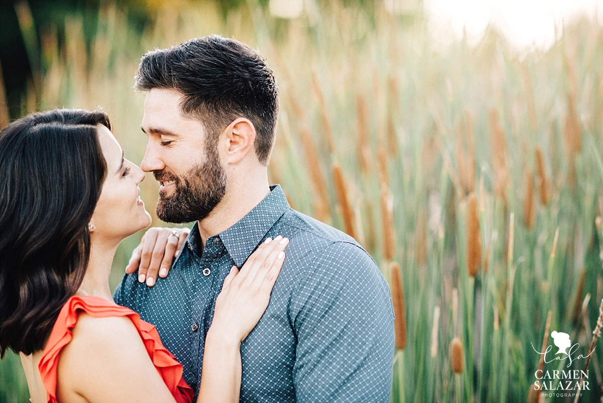 Intimate Bywater Farms engagement session - Carmen Salazar