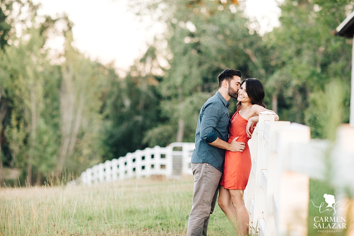 Fall Bywater Farms engagement session - Carmen Salazar