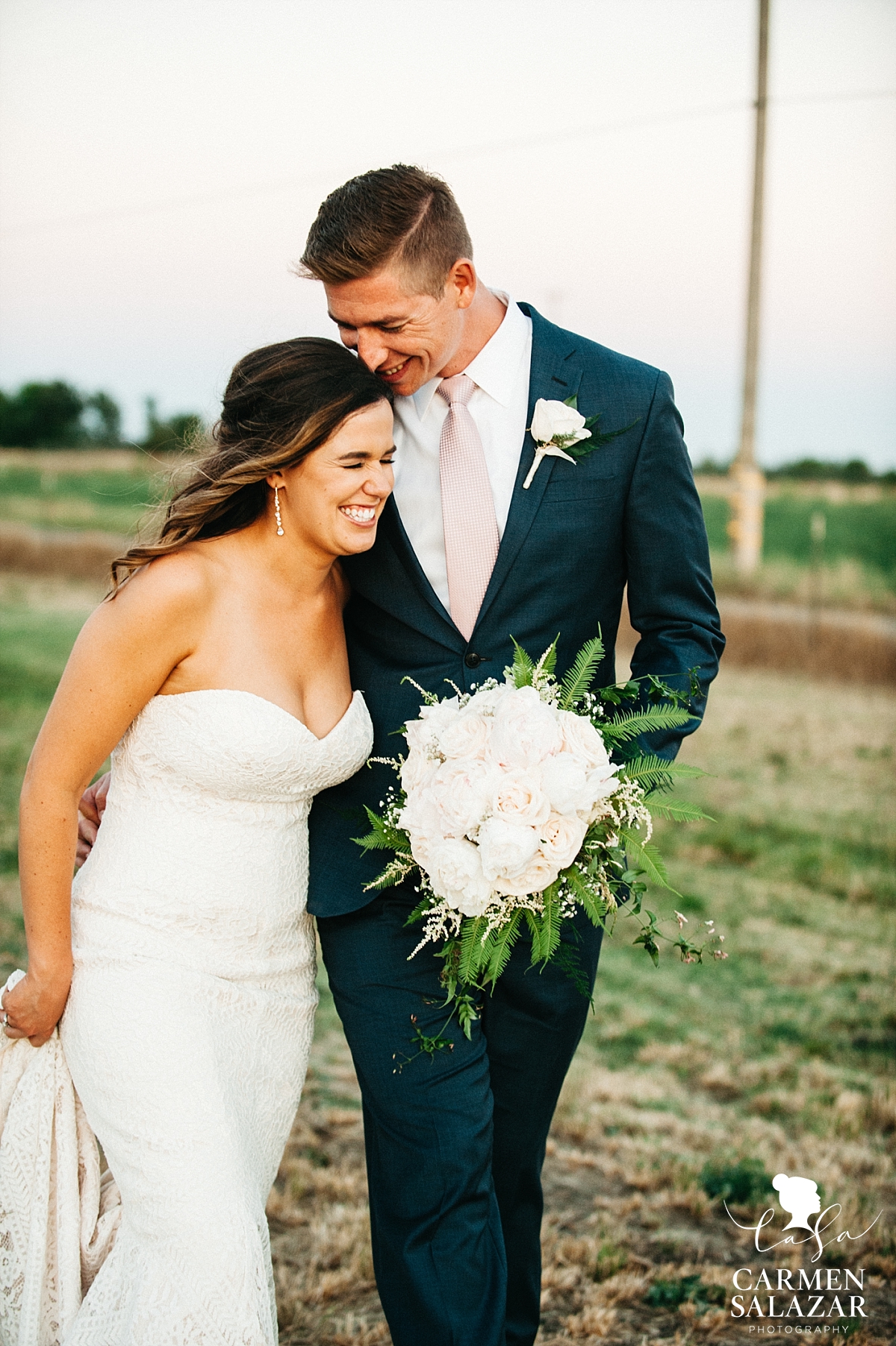 Happy newlywed sunset portraits - Carmen Salazar 