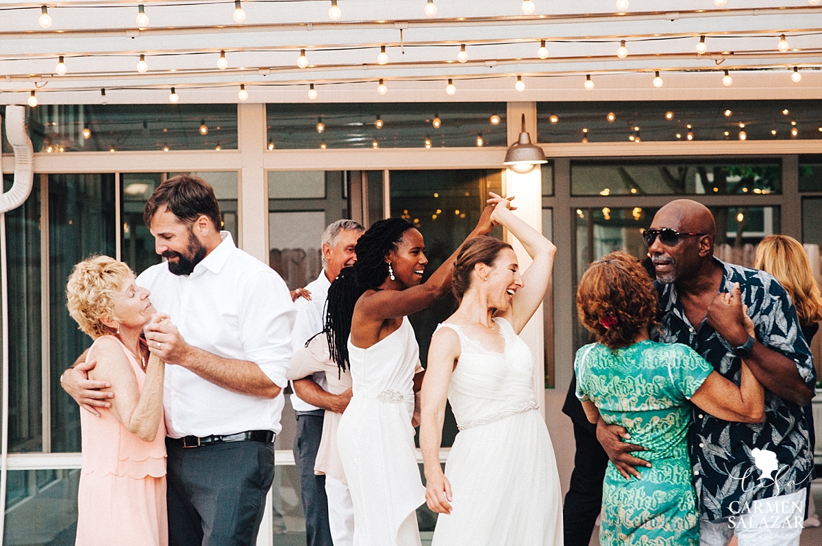 Lively dance floor joins first dance - Carmen Salazar