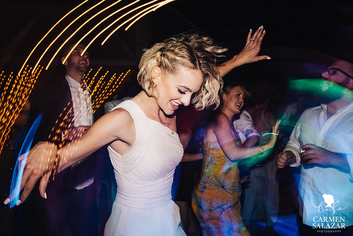 Bridesmaid having fun on the dance floor - Carmen Salazar 