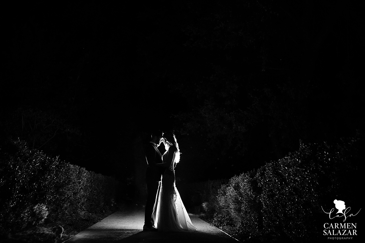 Creative bride and groom night portraits - Carmen Salazar