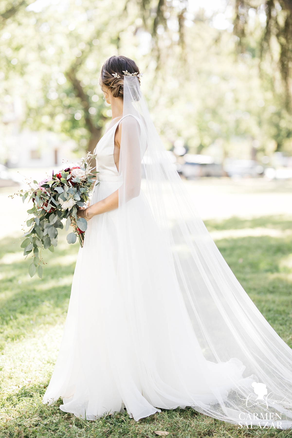 McKinley Park Bridal Portaits in Sarah Seven wedding gown by Sacramento Wedding Photographer Carmen Salazar
